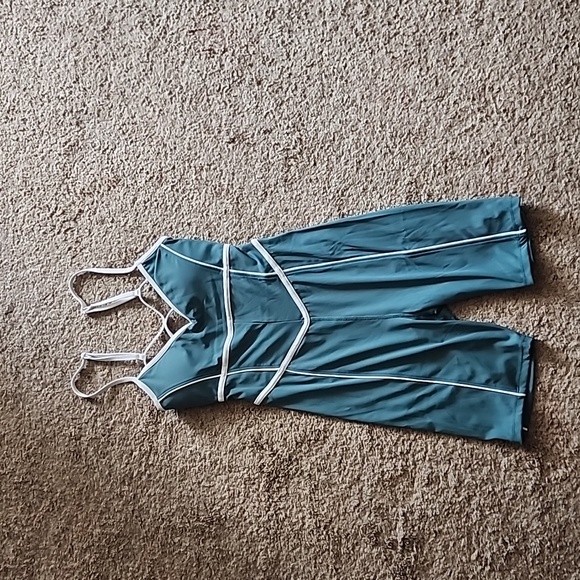 Yllw the label onesie - Picture 5 of 9